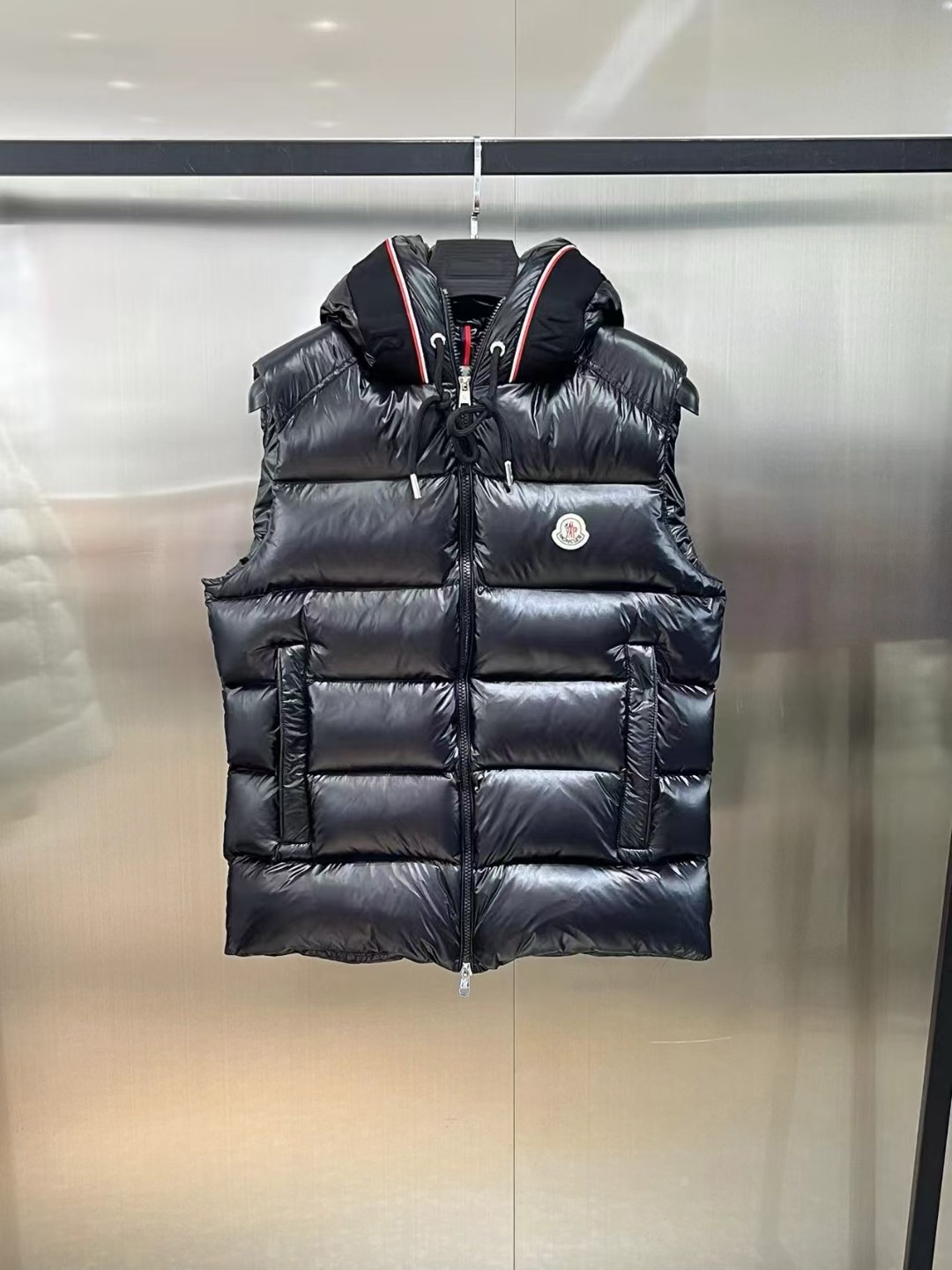 【남】MONCLER 몽클레어조끼 2408046